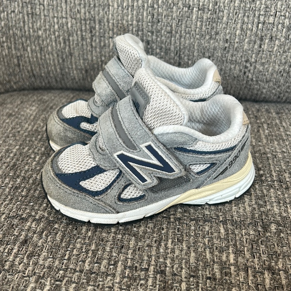 New balance 990 size 5